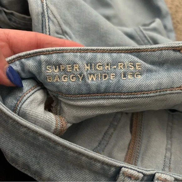 American Eagle Super baggy hi rise wide leg utility jeans 0 - Picture 9 of 10